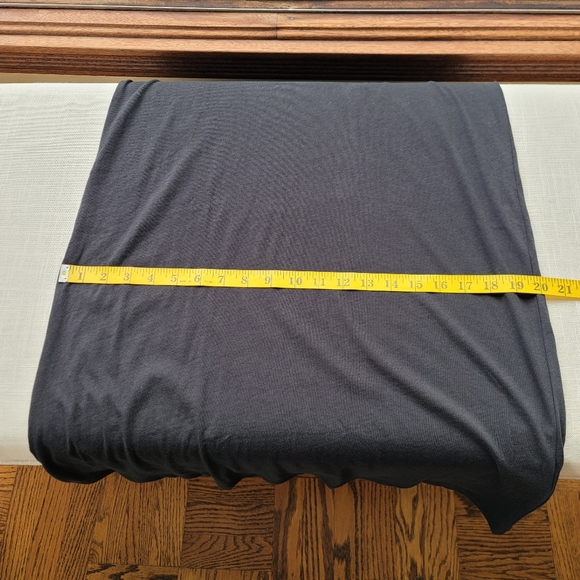 New! J. Crew Black Short-sleeve T-Shirt Dress NWT - Picture 7 of 11